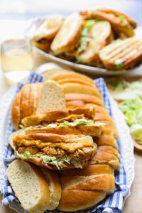 Sandwichbrood met Krokante Kip eindresultaat Kookmutsjes