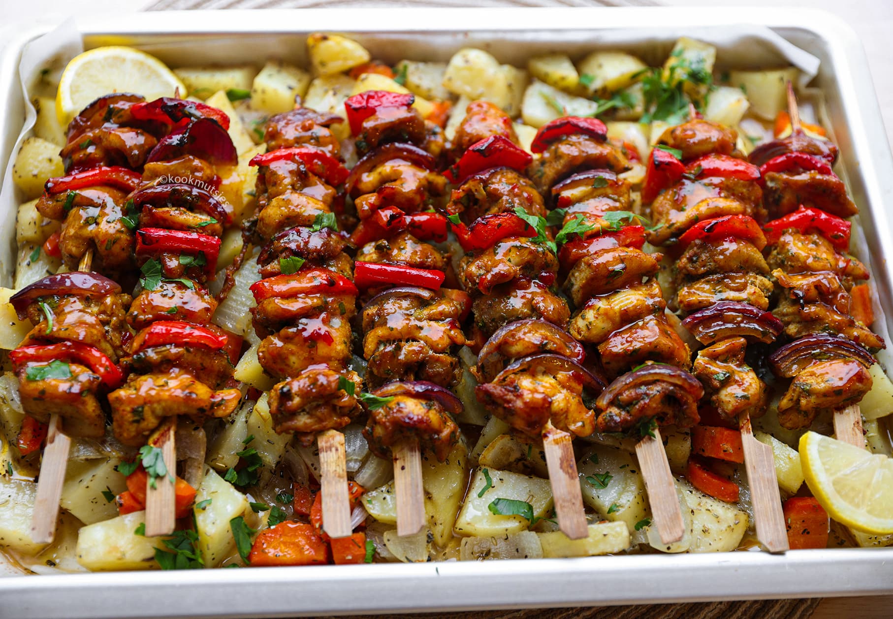 Kipspiesjes met Aardappels Kookmutsjes