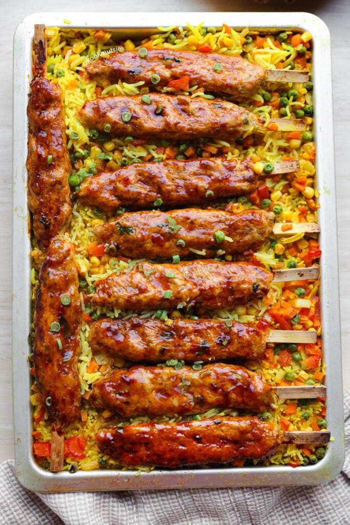 Kipspiesjes met Rijst uit de Oven eindresultaat Kookmutsjes