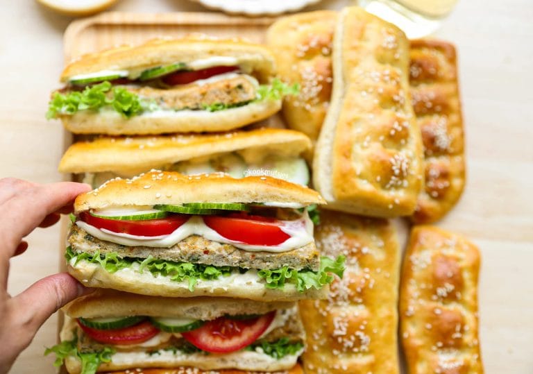 Luchtige Turkse Broodjes