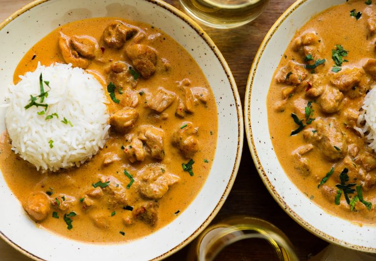 Makkelijke Kip in Kokosmelk