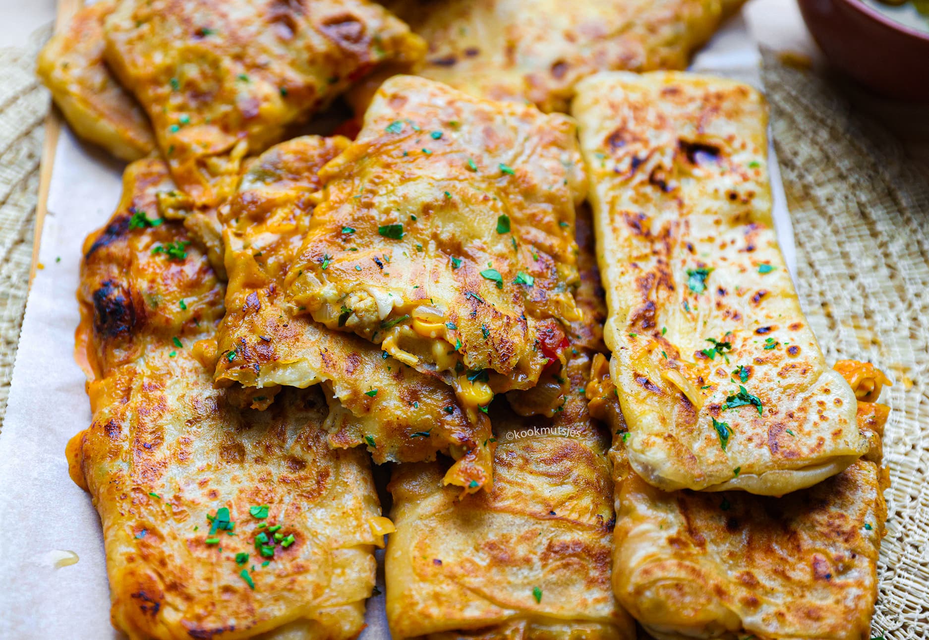 Gevulde Deegpakketjes met Kip