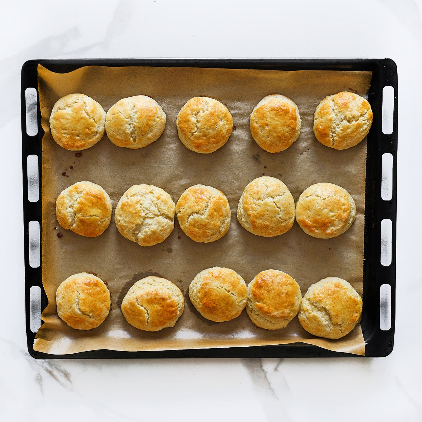 Scones bakken in de oven