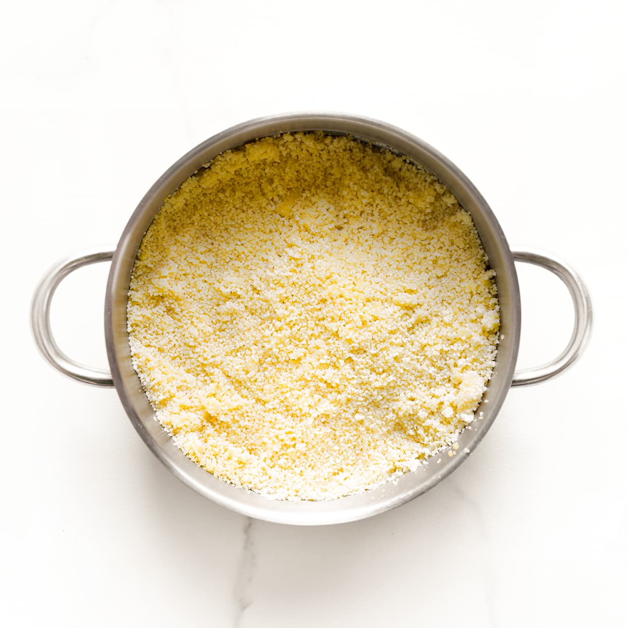 Couscous koken in een stoompan