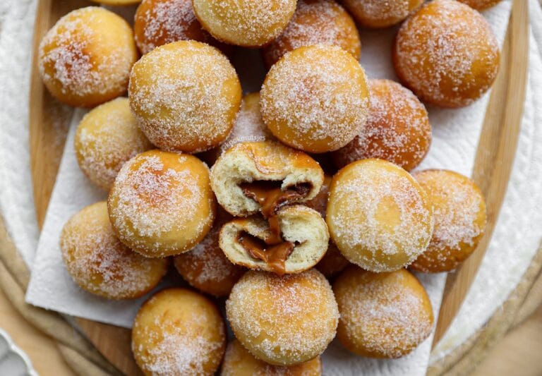 Gevulde Oliebollen met Karamel