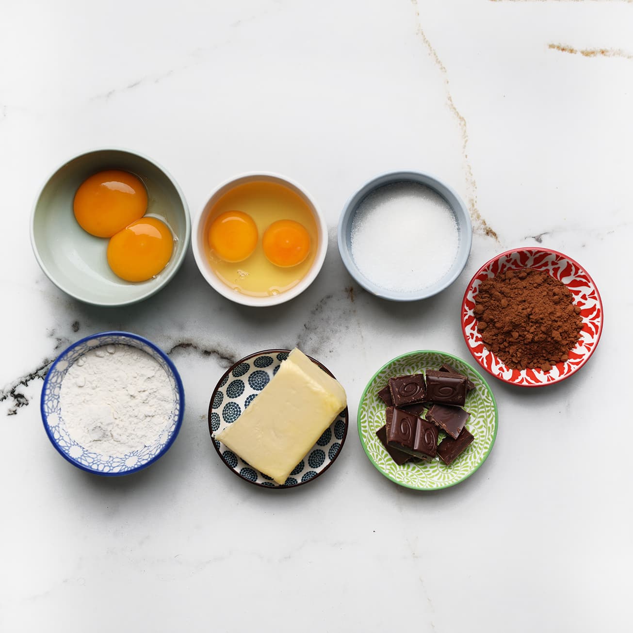 Lava cake ingrediënten klaar leggen