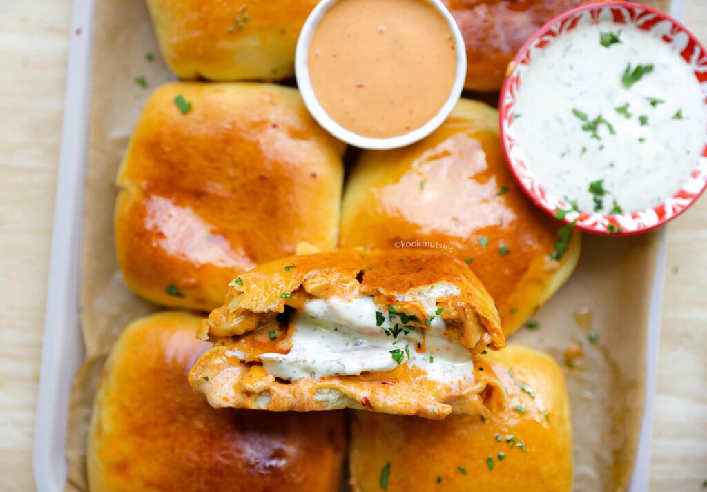 Buffalo Chicken Broodjes
